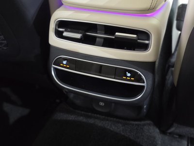 2023 Genesis GV70 thumbnail 35