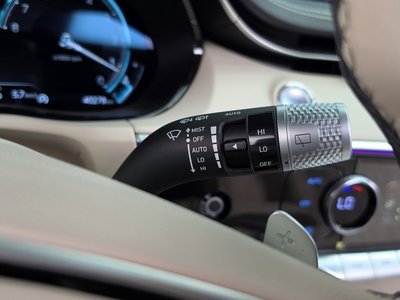 2023 Genesis GV70 thumbnail 28
