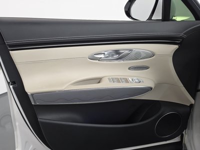 2023 Genesis GV70 thumbnail 14