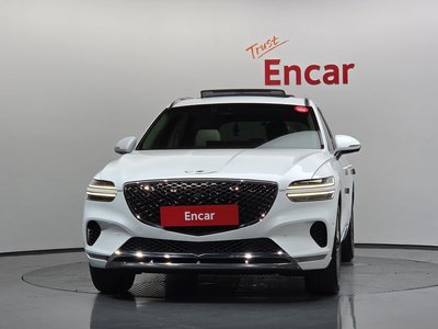 صورة 2 لـ 2023 Genesis GV70