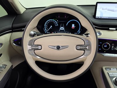 2023 Genesis GV70 thumbnail 18
