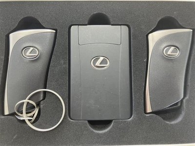 2023 Lexus NX — миниатюра 18