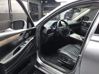 2022 Genesis GV80 — миниатюра 13