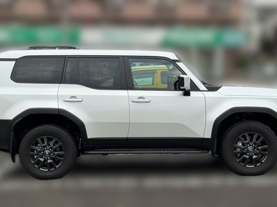 TOYOTA LAND CRUISER 250 - 3