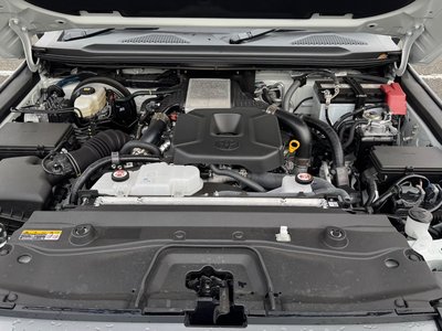 TOYOTA LAND CRUISER 250 - 10