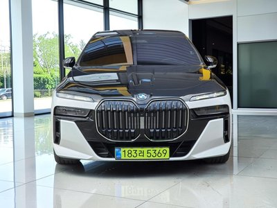 2025 BMW 7 SERIES — фото 2