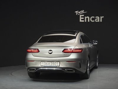 MERCEDES-BENZ E-CLASS - 3
