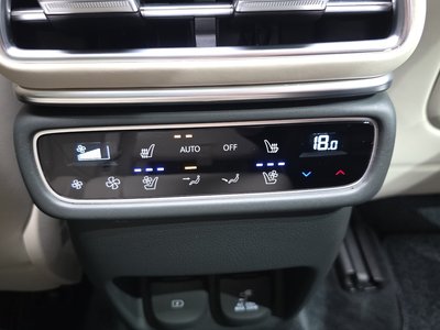 2024 Genesis GV80 — миниатюра 30
