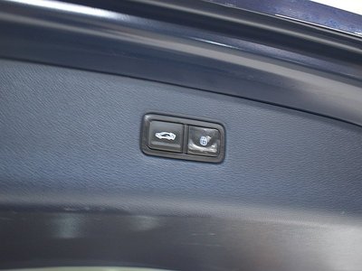 2023 Genesis GV80 thumbnail 17