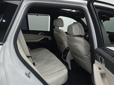 2025 BMW X5 — миниатюра 17