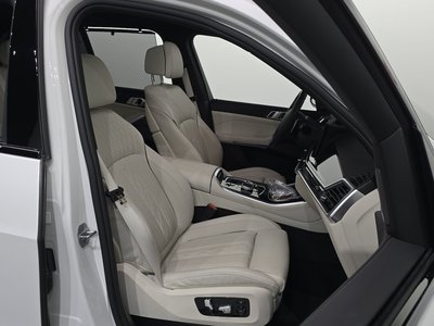 2025 BMW X5 — миниатюра 16