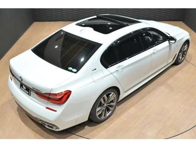 BMW 7 SERIES - 9
