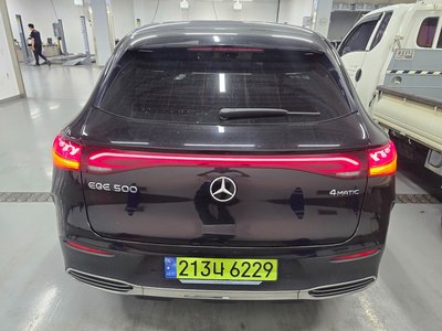 صورة 6 لـ 2023 Mercedes-BENZ EQE