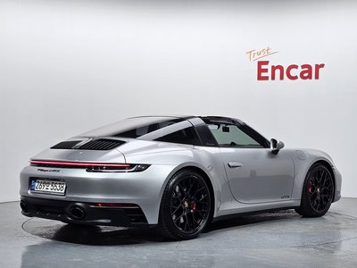PORSCHE 911 TARGA - 4