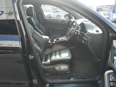 صورة مصغرة 29 لـ 2024 Porsche MACAN