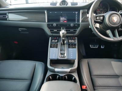 صورة مصغرة 30 لـ 2024 Porsche MACAN