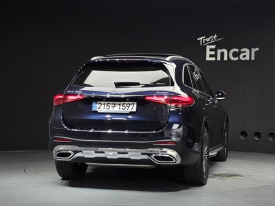 2024 Mercedes-BENZ GLC — фото 3
