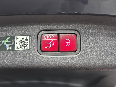 2024 Mercedes-BENZ GLC — миниатюра 21