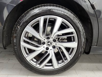 MERCEDES-BENZ E-CLASS - 6