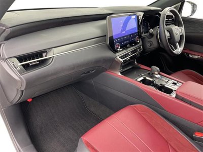 2023 Lexus RX — миниатюра 29
