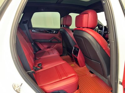 PORSCHE CAYENNE - 10