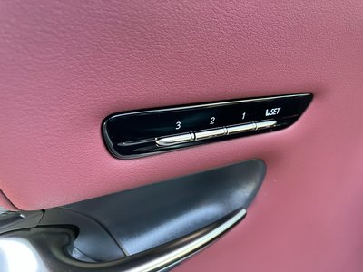 صورة مصغرة 39 لـ 2025 Lexus LS