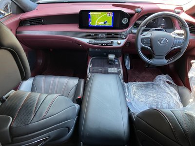 صورة مصغرة 20 لـ 2025 Lexus LS