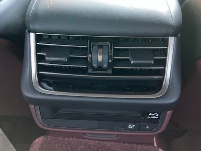 صورة مصغرة 49 لـ 2025 Lexus LS