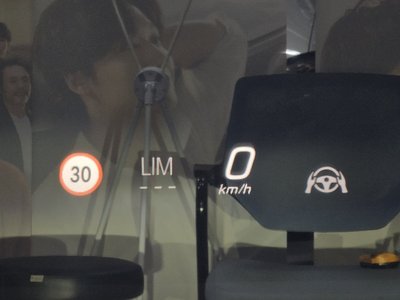 2022 Mercedes-BENZ EQE — миниатюра 25