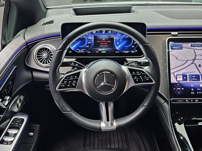 2022 Mercedes-BENZ EQE — миниатюра 19