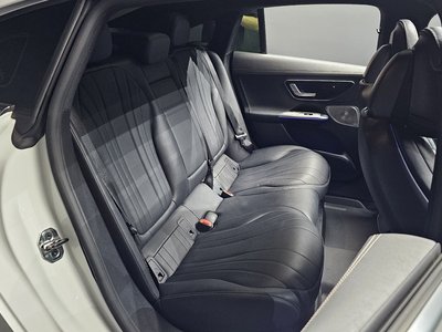 2022 Mercedes-BENZ EQE — миниатюра 17