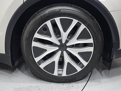 صورة 8 لـ 2026 Tesla MODEL Y