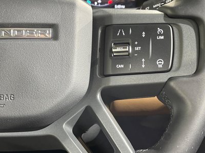 LAND ROVER DEFENDER - 9