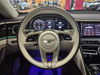 2022 Bentley FLYING SPUR photo 8