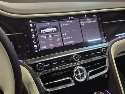 2022 Bentley FLYING SPUR photo 10