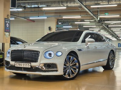 2022 Bentley FLYING SPUR photo 1