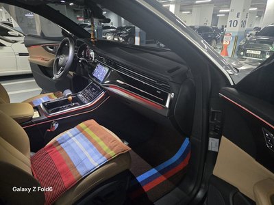 2023 AUDI Q8 — миниатюра 11