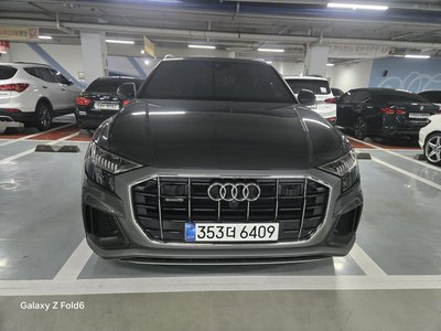 2023 AUDI Q8 — фото 1