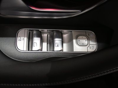 2025 Mercedes-BENZ GLS MAYBACH — миниатюра 32