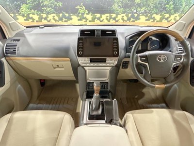 TOYOTA LAND CRUISER PRADO - 2