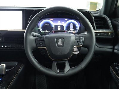 TOYOTA CROWN SPORT - 4