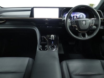 TOYOTA CROWN SPORT - 3