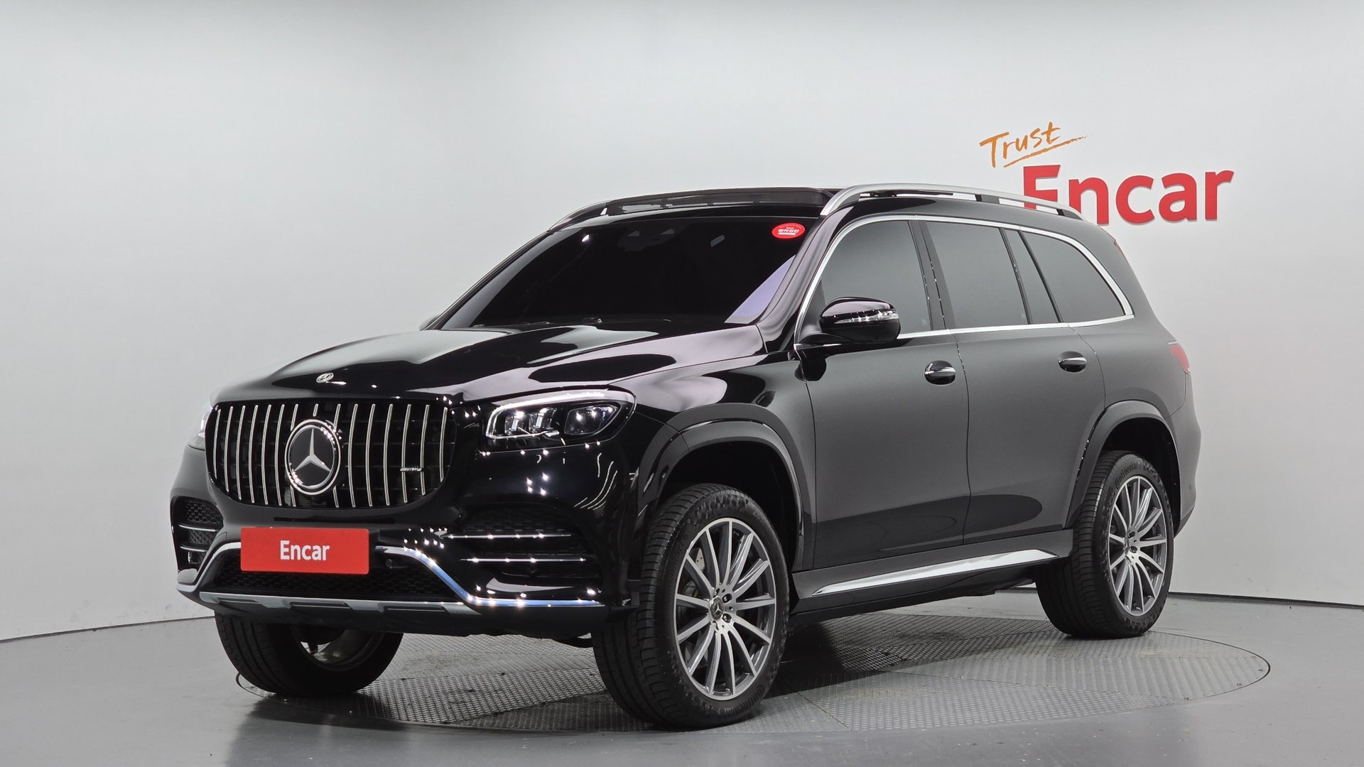 MERCEDES-BENZ GLS - View 1