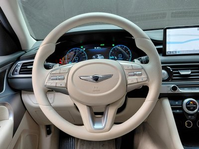 2022 Genesis THE NEW G70 thumbnail 19