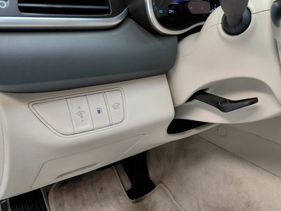 2022 Genesis THE NEW G70 thumbnail 29