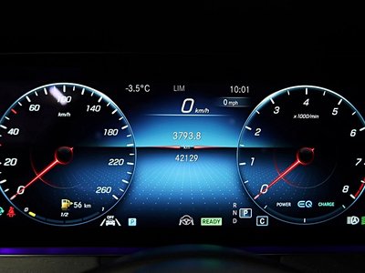 MERCEDES-BENZ CLS - 8