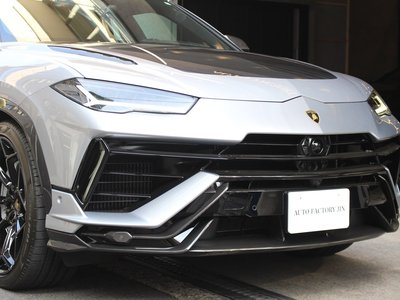 LAMBORGHINI URUS - 6