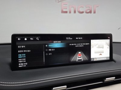 2021 GENESIS GV70 — миниатюра 17