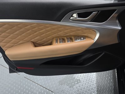2022 Genesis THE NEW G70 — миниатюра 14