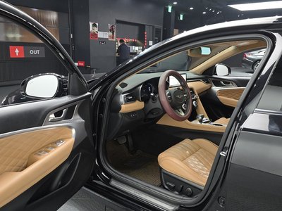 2022 Genesis THE NEW G70 — миниатюра 13